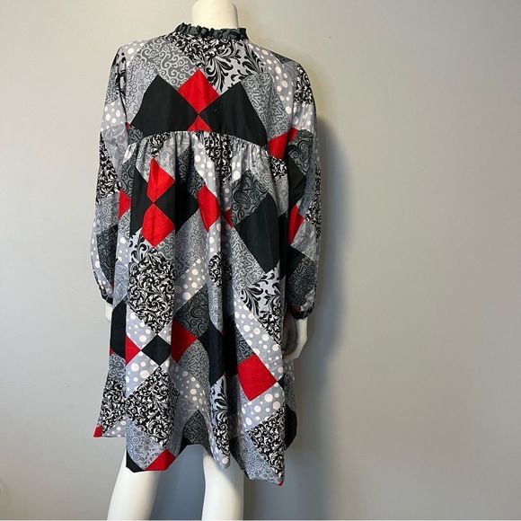 Hand Crafted Quilted Patchwork Printed Dress Grey, Red and White One size - Picture 3 of 16